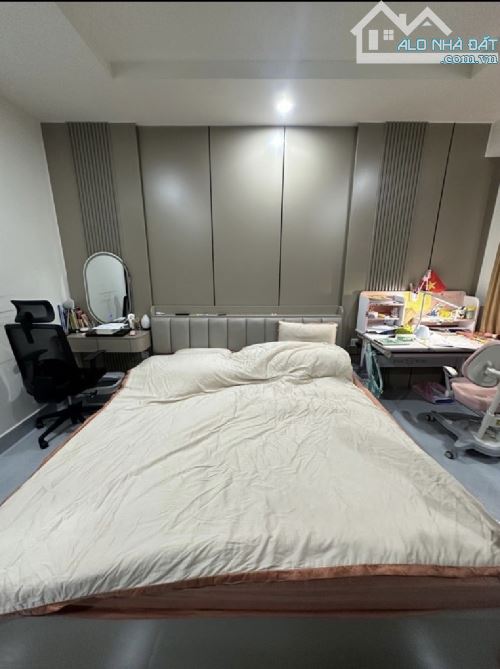 Bán căn hộ chung cư Time City 92m2- Chung cư Cao cấp-Hiếm nhà bán- Nội thất đẹp- Tầng ca