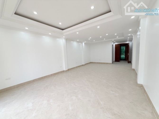 Phân lô Đền Lừ 2: 65m2 x 7 Tầng Thang máy, Gara 2 ô tô, Kinh doanh tốt, 33.5 tỷ