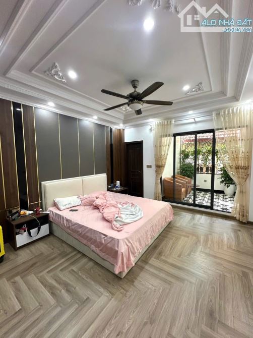 Bán nhà siêu Vip, oto, kinh doanh, trung tâm Thanh Xuân, rộng, mới đẹp, 55m2x7t, chỉ 16 ti