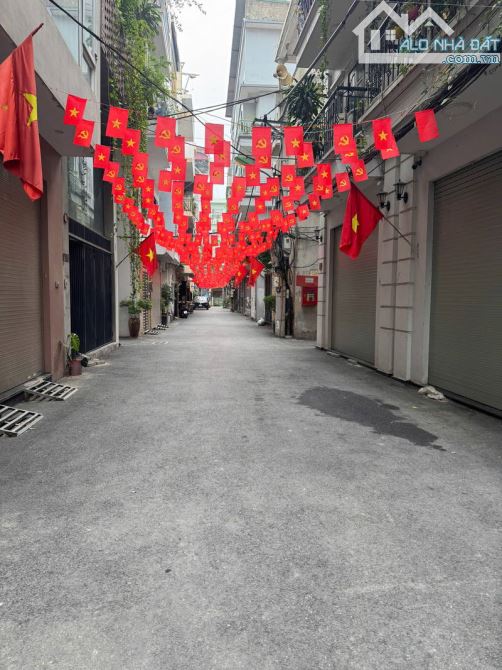 NGÃ TƯ SỞ - 92M2/ THỰC TẾ 95M2 ĐẤT - 2 MẶT TIỀN 12M - Ô TÔ VÀO