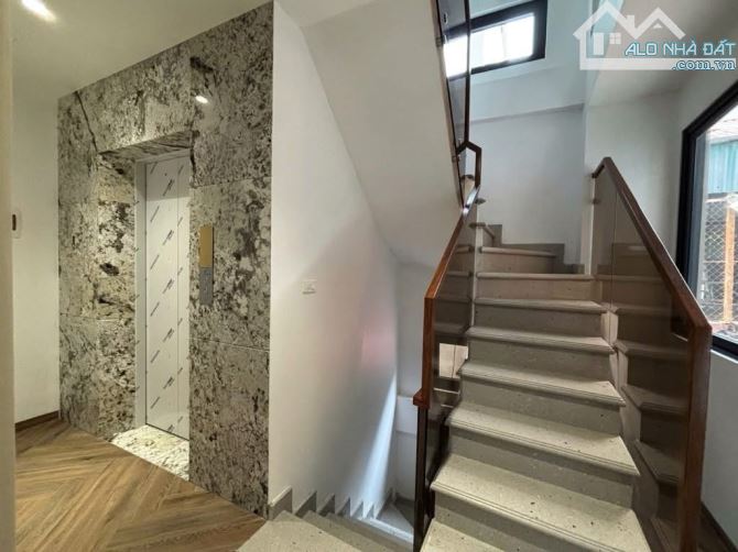 BÁN NHÀ PHÂN LÔ -Ô TÔ TRÁNH-7 TẦNG THANG MÁY