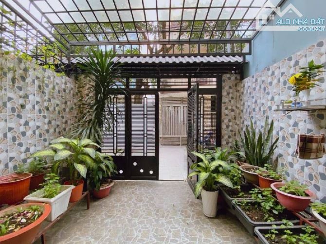 AEON TÂN PHÚ - GẦN 70M2- 4TẦNG - Ô TÔ VÀO NHÀ - KHU DÂN TRÍ CAO - FULL NỘI THẤT 8TỶ NHẸ - 1