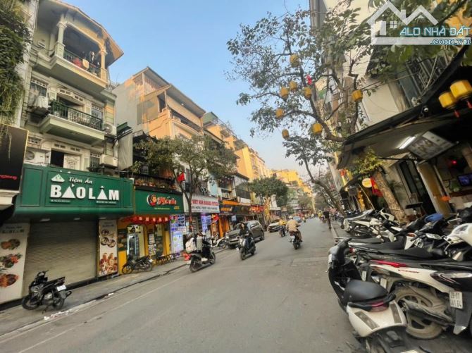 Bán nhà mặt phố Bát Đàn Hoàn Kiếm nhà 2 mặt phố trước sau phù hợp xây toà khách sạn đẳng c