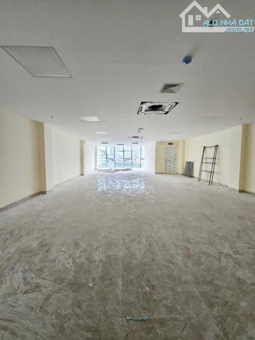 Tòa Nhà 250mx 9 Tầng-THANG MÁY- Đẳng Cấp-Phố XUÂN LA-Kinh Doanh Đỉnh Cao. giá: 160 tỷ