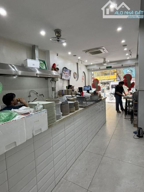 Mặt phố Lò Đúc — 50m² × 7T — MT 4m — Vỉa hè rộng — Thang máy nhập khẩu — Nhỉnh 40 Tỷ (TL)