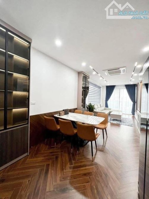 Không có căn thứ 2 - Phố Ngô Xuân Quảng 6 tầng thang máy - Full Đồ - Khuôn tiền Nhỉnh 8 tỷ - 2