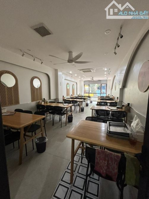 Mặt phố Lò Đúc — 50m² × 7T — MT 4m — Vỉa hè rộng — Thang máy nhập khẩu — Nhỉnh 40 Tỷ (TL)