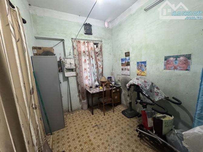 NGÃ TƯ SỞ - 92M2/ THỰC TẾ 95M2 ĐẤT - 2 MẶT TIỀN 12M - Ô TÔ VÀO