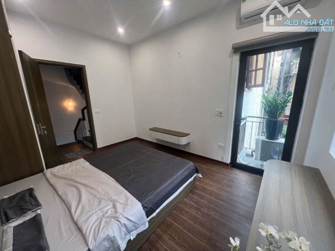 Nhà Phố Trương Định -Hai Bà Trưng -35 m2-5 Tầng -Tặng Nội Thất