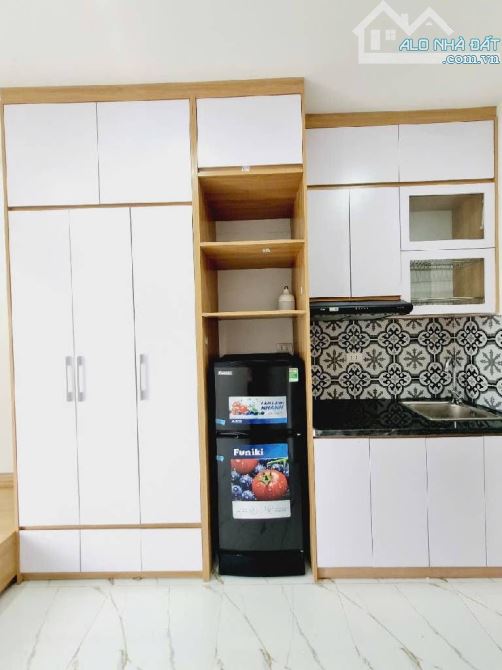 Hot, giá đầu tư, nhà dòng tiền phố Vip Thanh Xuân, 19 phòng full đồ, 75m2x6t, chỉ 18 tỉ