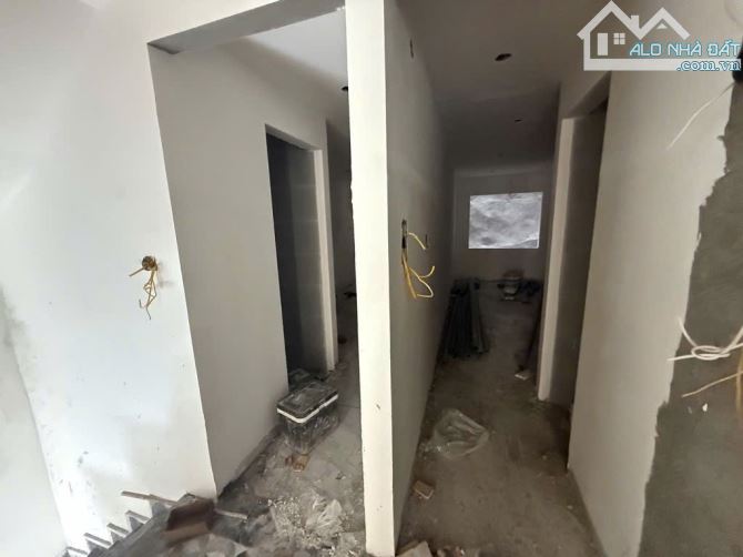 Bán ccmn dòng tiền đỉnh cao-full nội thất-pccc đầy đủ từng phòng-gần nhiều trường đại học-