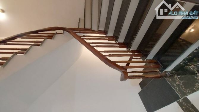 8.6 TỶ BÁN NHÀ PHỐ BÙI XƯƠNG TRẠCH - THANH XUÂN - 30M 6 TẦNG - MỚI 100% - FULL NỘI THẤT