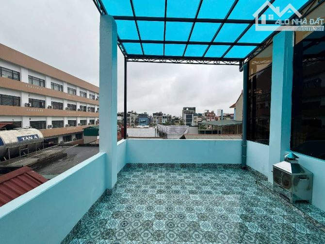 SỞ HỮU NHÀ 5 TẦNG GẦN PHỐ TÂN MAI 30M RA MẶT PHỐ Ở NGAY, GIÁ TRỊ TĂNG BỀN VỮNG