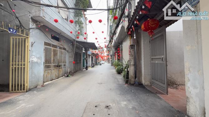 Bán nhà Hoàng Văn Thái thanh xuân căn hộ chung cư mini dòng tiền 7 tầng thang máy 2 mặt th