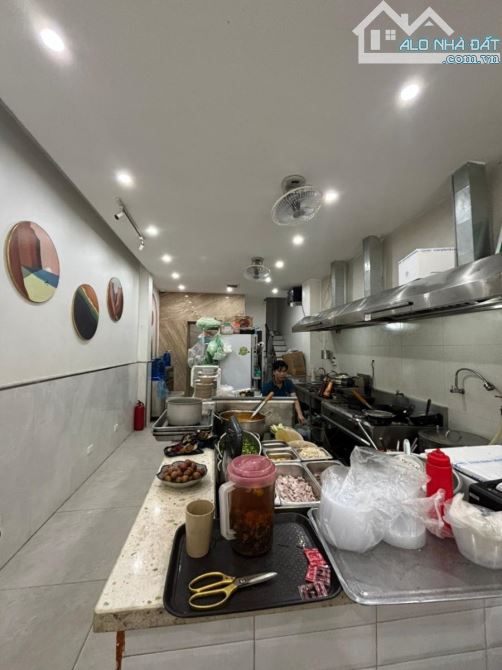 Mặt phố Lò Đúc — 50m² × 7T — MT 4m — Vỉa hè rộng — Thang máy nhập khẩu — Nhỉnh 40 Tỷ (TL)