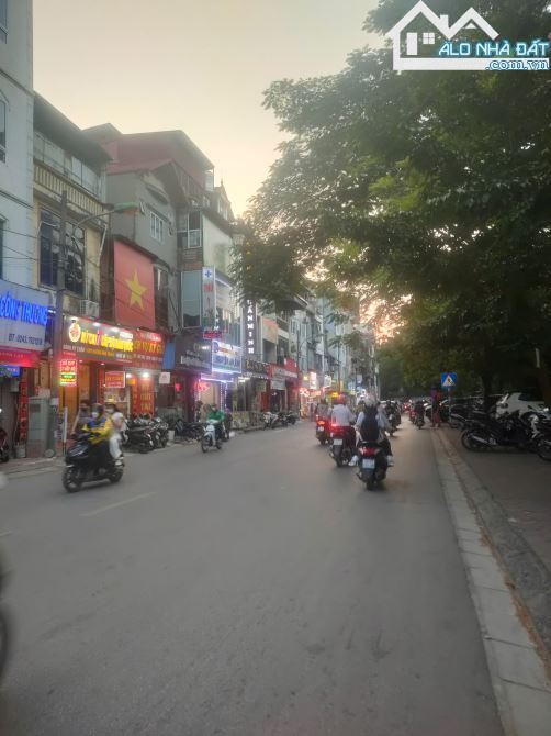 BÁN NHÀ MẶT PHỐ CẦU GIẤY, VỈA HÈ RỘNG, KINH DOANH ĐẮC ĐỊA, DT 56M2, 6 TẦNG, GIÁ 25 TỶ