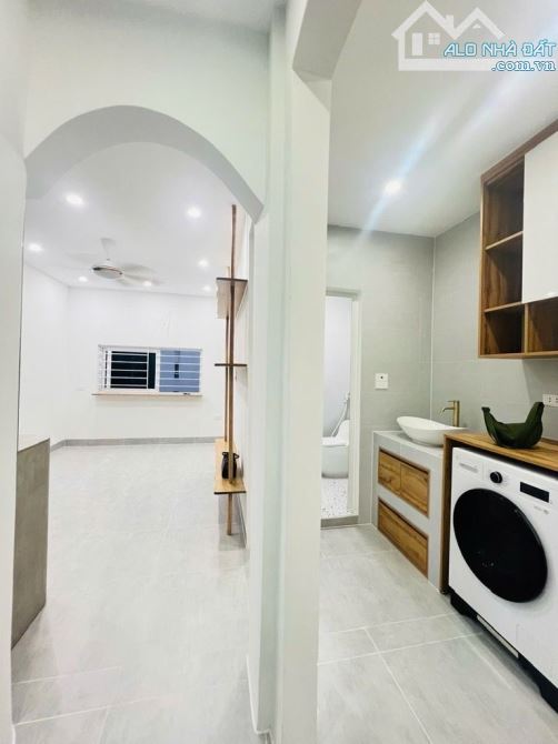 BÁN NHÀ - TẬP THẺ - NGUYỄN VĂN TỐ - HOÀN KIẾM - 39/55M - 6.25 TỶ - 2 NGỦ - LÔ GÓC - FULL N