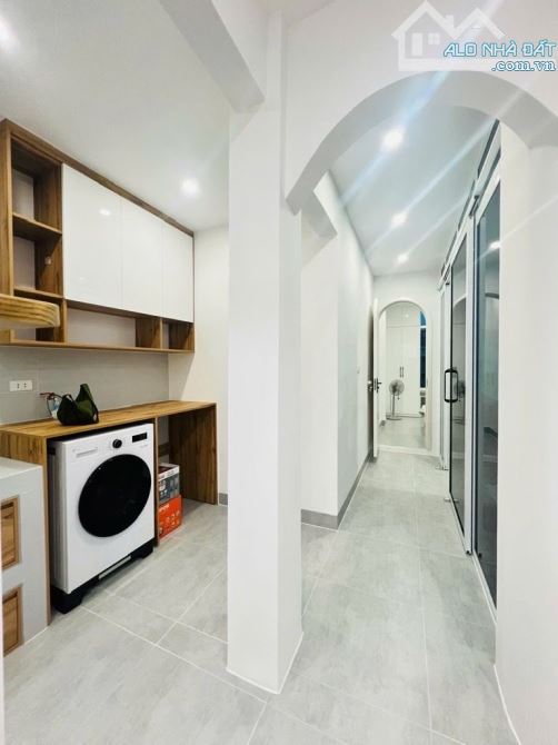 BÁN NHÀ - TẬP THẺ - NGUYỄN VĂN TỐ - HOÀN KIẾM - 39/55M - 6.25 TỶ - 2 NGỦ - LÔ GÓC - FULL N