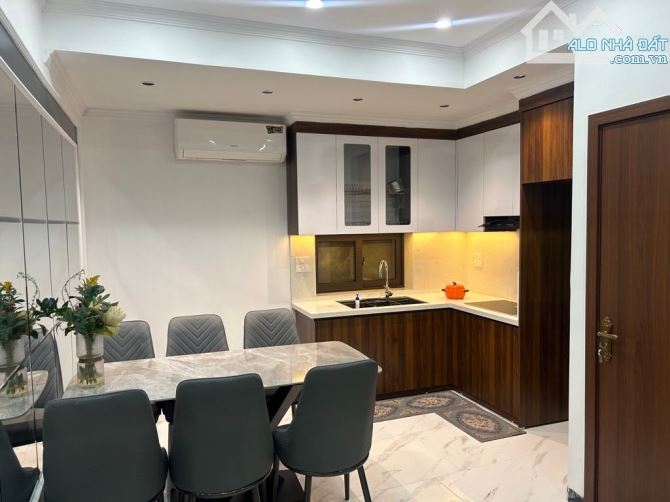 BAN NHÀ NGỌC HÀ BA ĐÌNH 40 M 4 TẦNG NHỈNH 10TỶ SÁT PHỐ FUL NỘI THẤT TIỆN ÍCH VÀNG SỔ ĐẸP