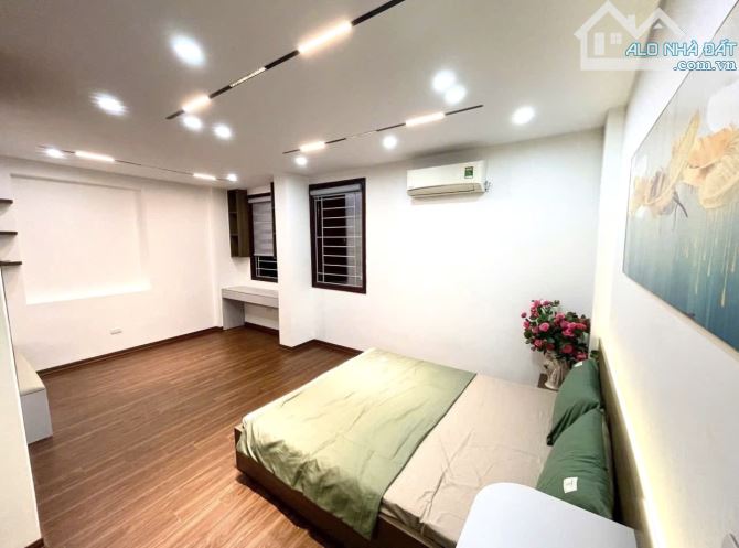 Ngõ ba gác,tiện ích đủ-Sát chợ Mơ-34m-9 tỷ 25