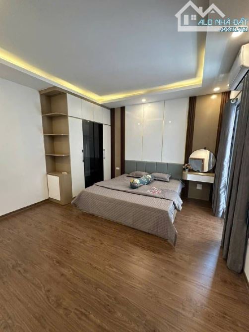 🆘🆘CẦN TIỀN GẤP - GIẢM SỐC - NHÀ ĐẸP VÕ THỊ SÁU - 20M RA OTO RA PHỐ - 55m NHỈNh 11tỷ N