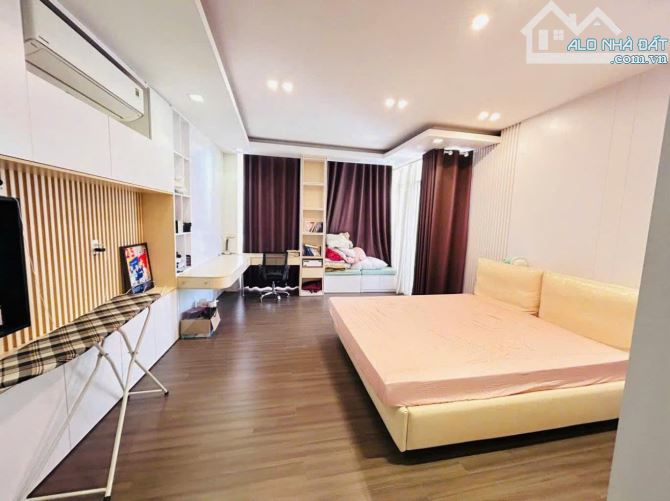 BÁN NHÀ MẶT PHỐ LẠC LONG QUÂN – 70M² – 6 TẦNG – 50 TỶ – DÒNG TIỀN 60TR/THÁNG