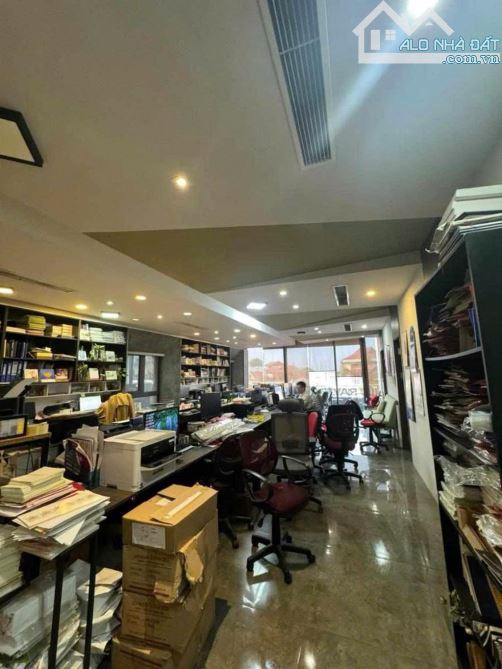 SIÊU PHẨM TÒA VĂN PHÒNG VIP NHẤT MẶT PHỐ ÂU CƠ – VIEW SÔNG HỒ – 160M² – NHỈNH 180 TỶ