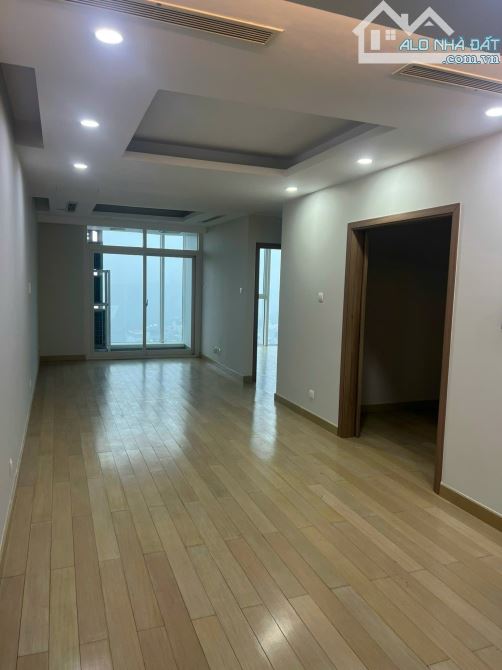 CẦN BÁN CC CAO CẤP- VÍP - LÊ TRỰC - BA ĐÌNH - 72M -9,5 TỶ - 2 NGỦ - 2 WC - VEW LĂNG BÁC