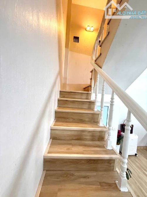 HIẾM - TRẦN QUỐC TOẢN - HOÀN KIẾM - 20/35 M - 4 TẦNG - MẶT TIỀN 5M -12.2 TỶ - NHÀ ĐẸP Ở N