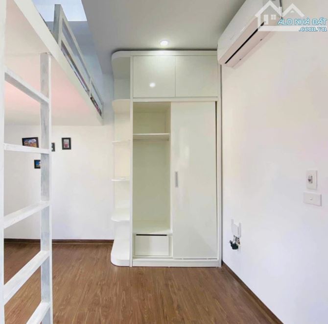 TRUNG KÍNH-CẦU GIẤY-CHUNG CƯ MINI-9 PHÒNG KHÉP KÍN-PCCC ĐẦY ĐỦ-DÒNG TIỀN KHỦNG-15.7 TỶ