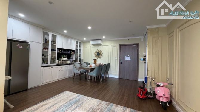 CĂN HỘ CHUNG CƯ SUNSHINE TẦNG TRUNG - 3 PHÒNG NGỦ - TẶNG FULL NỘI THẤT XỊN SÒ - BẠT NGÀ