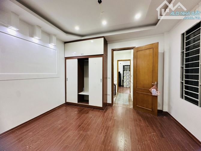 BÁN GẤP NHÀ PHỐ VÕNG THỊ,50MX6T, 7 PHÒNG, VỪA Ở VỪA KD, 2 THOÁNG, NỞ HẬU, CHỈ 9X TỶ