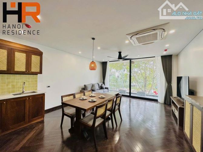 Bán toà nhà dòng tiền khách Sạn Ngõ 31 Xuân Diệu Diện tích 150m2 8 tầng lô góc giá 70 tỷ