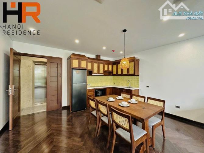 Bán toà nhà dòng tiền khách Sạn Ngõ 31 Xuân Diệu Diện tích 150m2 8 tầng lô góc giá 70 tỷ