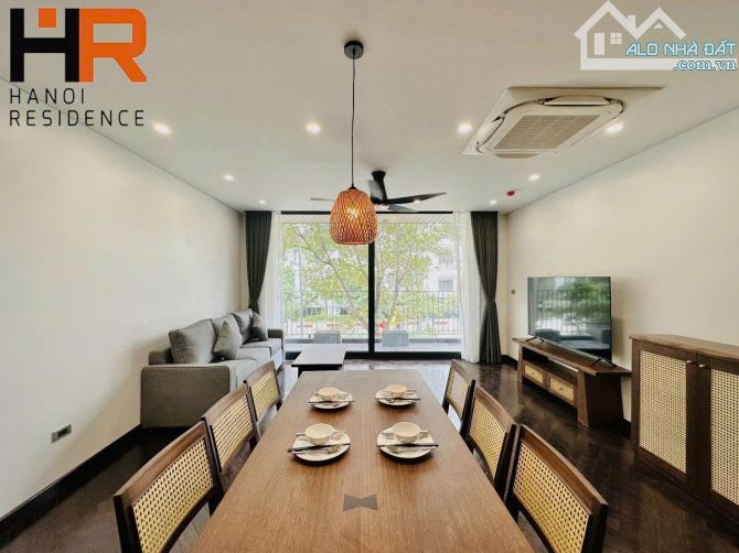 Bán toà nhà dòng tiền khách Sạn Ngõ 31 Xuân Diệu Diện tích 150m2 8 tầng lô góc giá 70 tỷ