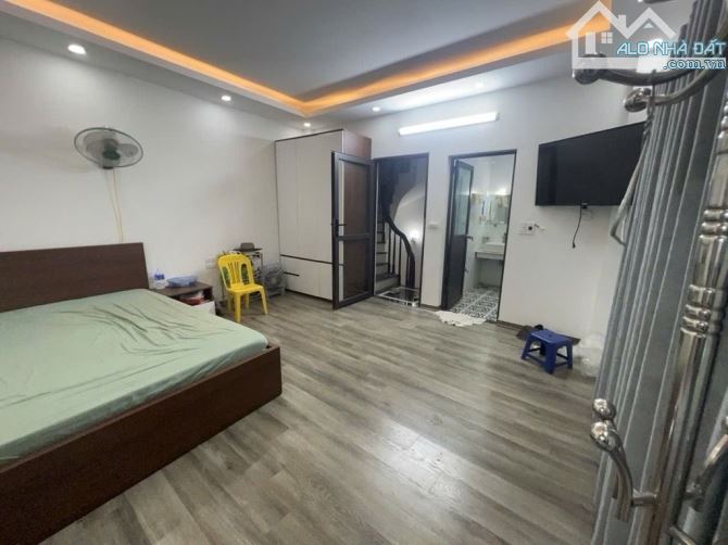 Siêu phẩm Hoàng Mai nhà đẹp - Ba gác đỗ - 30m2 x 5 tầng - chào 8 tỷ