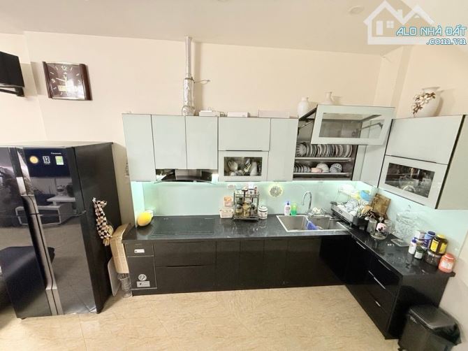 Nhà đẹp Hoàng Mai - Ngõ nông rộng - Full nội thất - 35m2 x 5 tầng - chào 7 tỷ 6