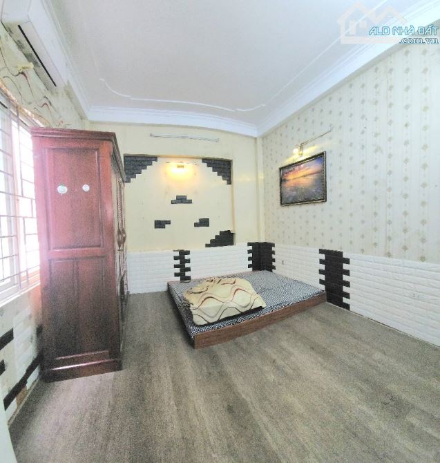 Siêu phẩm Tam Trinh, Hoàng Mai - 1 bước ra ô tô - Gần phố - 44m2 x 5 tầng - chào 10 tỷ 5