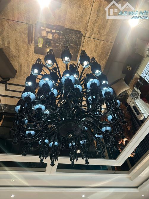 HOA HẬU D3 - B. THỰ VƯỜN ĐÀO - MẶT LOTTE MALL TÂY HỒ - TRỤC CHÍNH SIÊU VIP ĐẲNG CẤP - 386M