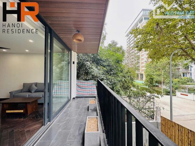 Bán toà nhà dòng tiền khách Sạn Ngõ 31 Xuân Diệu Diện tích 150m2 8 tầng lô góc giá 70 tỷ