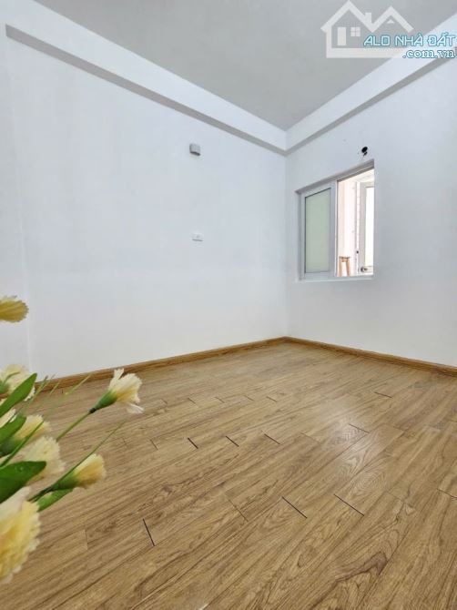 CĂN HỘ CHUNG CƯ 2.99 TỶ – TÂY HỒ – LÔ GÓC- SỔ ĐỎ CHÍNH CHỦ SH LÂU DÀI -2 PN KHÁCH VỀ Ở