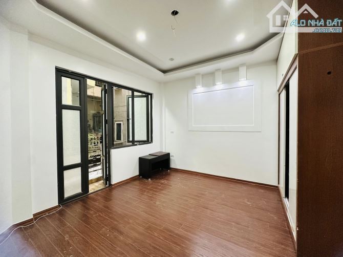 BÁN GẤP NHÀ PHỐ VÕNG THỊ,50MX6T, 7 PHÒNG, VỪA Ở VỪA KD, 2 THOÁNG, NỞ HẬU, CHỈ 9X TỶ