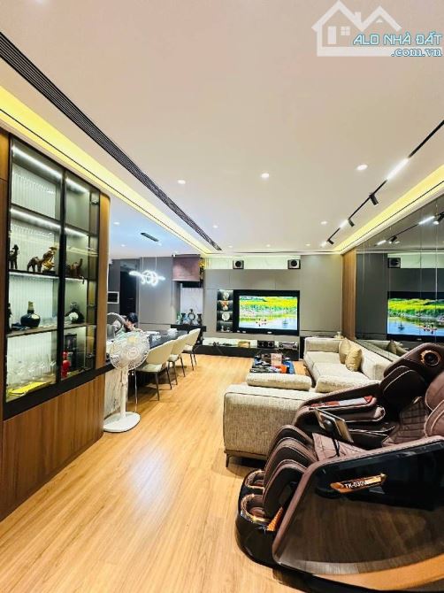 BÁN NHÀ PHÂN LÔ, Ô TÔ NGỦ TRONG NHÀ PHỐ NGUYỄN QUÝ ĐỨC 6 TẦNG THANG MÁY -85M2- 23,5 TỶ