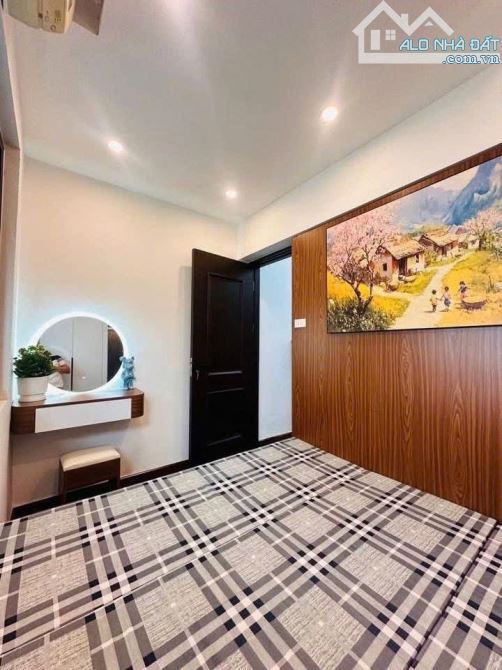 TẬP THỂ 2 NGỦ PHỐ VỌNG HÀ - GIÁ CHỈ NHỈNH 2 TỶ KHẨU HOÀN KIẾM