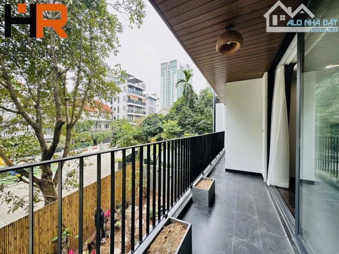 Bán toà nhà dòng tiền khách Sạn Ngõ 31 Xuân Diệu Diện tích 150m2 8 tầng lô góc giá 70 tỷ