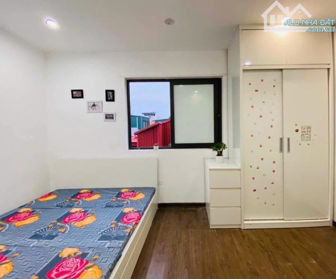 TRUNG KÍNH-CẦU GIẤY-CHUNG CƯ MINI-9 PHÒNG KHÉP KÍN-PCCC ĐẦY ĐỦ-DÒNG TIỀN KHỦNG-15.7 TỶ