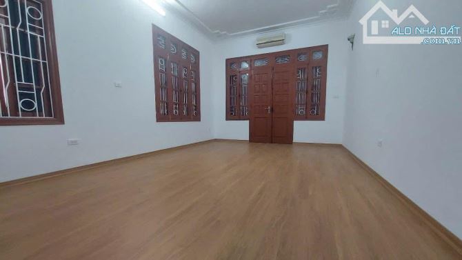 PHÂN LÔ HOÀNG NGÂN Ô TÔ TRÁNH, 6 TẦNG 90M2. GIÁ ĐẦU TƯ CHỈ HƠN 300TR/M2