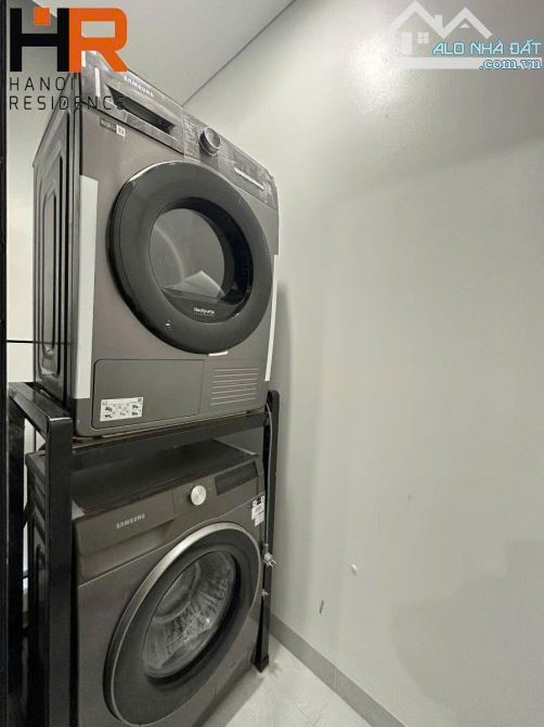 Bán toà nhà dòng tiền khách Sạn Ngõ 31 Xuân Diệu Diện tích 150m2 8 tầng lô góc giá 70 tỷ