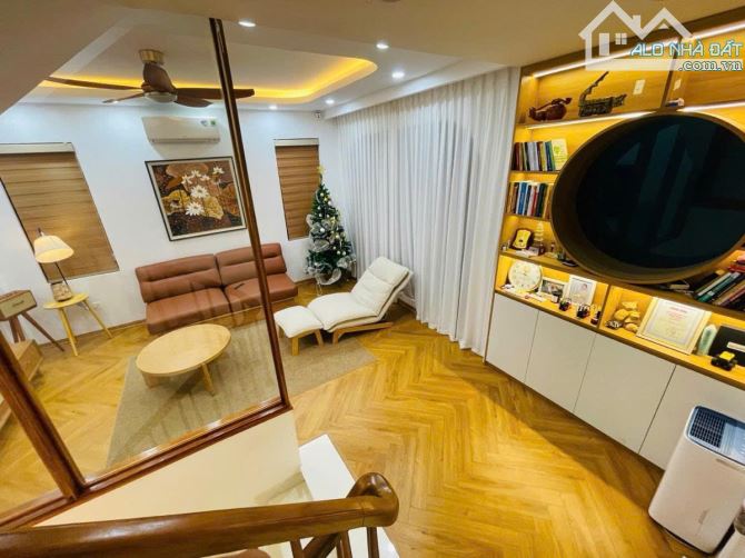 BÁN NHÀ ĐẸP TRẦN DUY HƯNG - CẦU GIẤY - LÔ GÓC 2 THOÁNG - GẦN Ô TÔ -NHÀ MỚI Ở NGAY- 14.8 TỶ