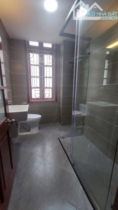 PHÂN LÔ HOÀNG NGÂN Ô TÔ TRÁNH, 6 TẦNG 90M2. GIÁ ĐẦU TƯ CHỈ HƠN 300TR/M2